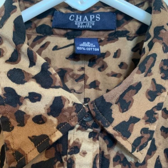 Chaps Top Button Down Shirt Animal Leopard Print Long Sleeves Petite Small PS - Picture 3 of 8